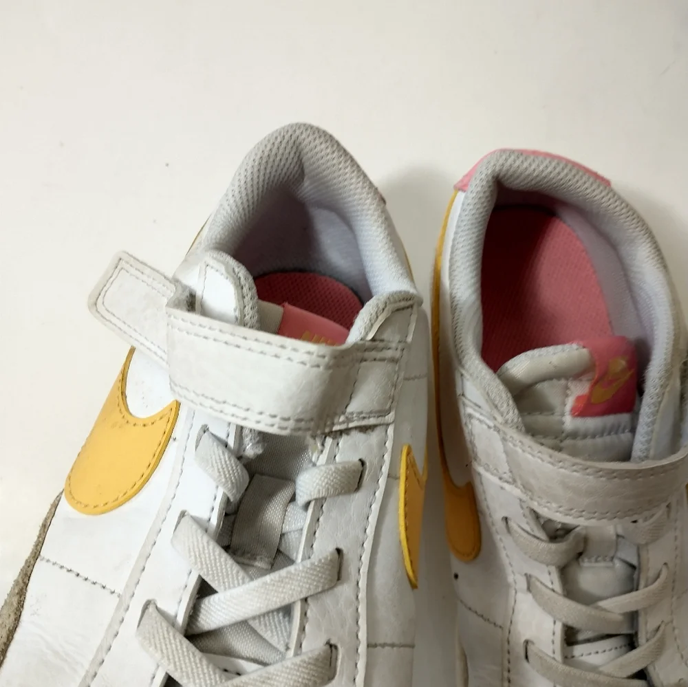 Nike Blazer Low '77 Vintage‎ Sneaker, White,Yellow And Pink, Size 2Y